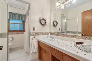 5380 S 23rd St, Milwaukee, WI 53221 - Photo 26