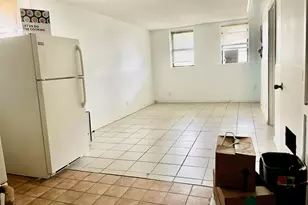 2560 S 12th St, Milwaukee, WI 53215 - Photo 4