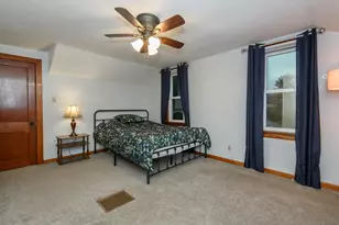 4013 S 40th St, Greenfield, WI 53221 - Photo 14