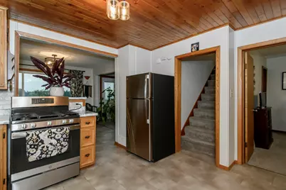 4013 S 40th St, Greenfield, WI 53221 - Photo 4