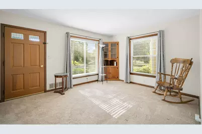 3235 N 88th St, Milwaukee, WI 53222 - Photo 4