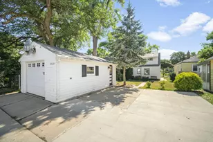 3235 N 88th St, Milwaukee, WI 53222 - Photo 26