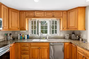 825 Lone Tree Rd, Elm Grove, WI 53122 - Photo 14