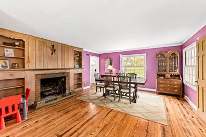825  Lone Tree Rd, Elm Grove, WI 53122 - Photo 8