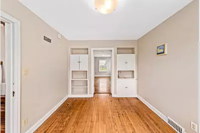 825  Lone Tree Rd, Elm Grove, WI 53122 - Photo 14