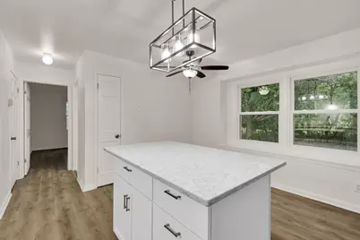 10229 N Concord Dr, Mequon, WI 53097 - Photo 12