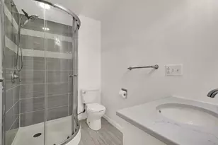 10229 N Concord Dr, Mequon, WI 53097 - Photo 24