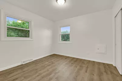 10229 N Concord Dr, Mequon, WI 53097 - Photo 20