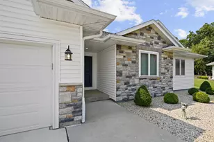3909 16th Pl, Kenosha, WI 53144 - Photo 2