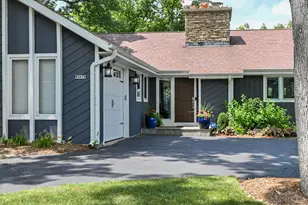 W5610 Cool Hill Dr, La Grange, WI 53121 - Photo 8