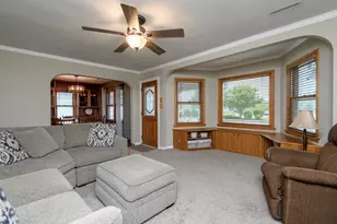 122 Elm St, Pewaukee, WI 53072 - Photo 6