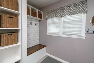 122 Elm St, Pewaukee, WI 53072 - Photo 24
