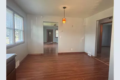 2900  Drexel Ave, Racine, WI 53403 - Photo 8