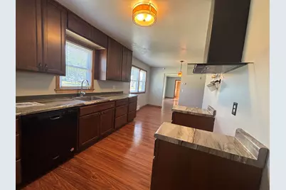 2900  Drexel Ave, Racine, WI 53403 - Photo 4