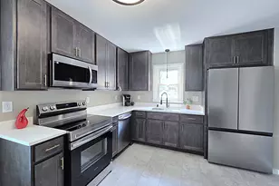 3756 N 100th St, Milwaukee, WI 53222 - Photo 4