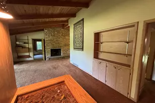 10117 N Greenview Dr, Mequon, WI 53092 - Photo 6