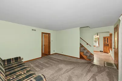 708 S 110th St, West Allis, WI 53214 - Photo 4