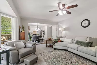 241  Parkview Ct, Pewaukee, WI 53072 - Photo 16