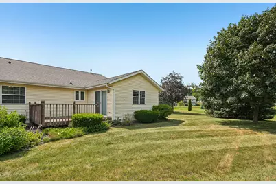 1622  Goldenrod Cir, West Bend, WI 53095 - Photo 20