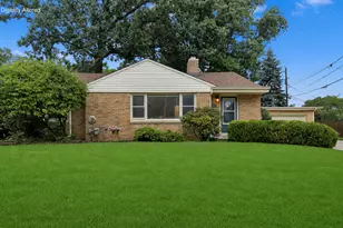 8824 W Harrison Ave, West Allis, WI 53227 - Photo 26