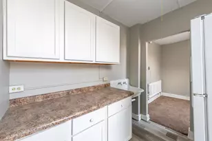 335 Main St, Racine, WI 53403 - Photo 8