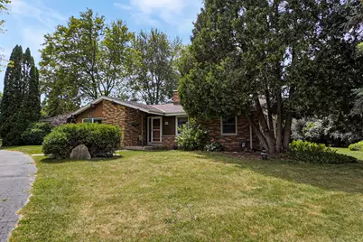 W224N5025  East View Dr, Lisbon, WI 53089 - Photo 2