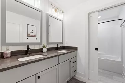 14141 N Lake Shore Dr, Mequon, WI 53097 - Photo 20