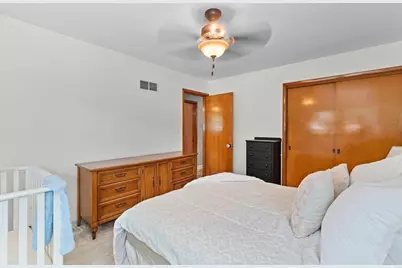 1333  Bluebird Ter, Waukesha, WI 53188 - Photo 14
