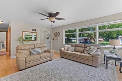 1333  Bluebird Ter, Waukesha, WI 53188 - Photo 4