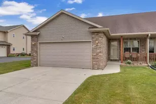 1031 Covington Dr, Sheboygan Falls, WI 53085 - Photo 26