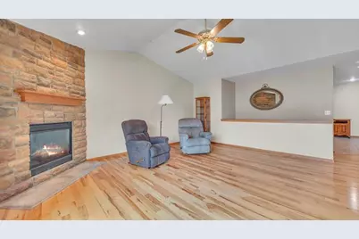 1031  Covington Dr, Sheboygan Falls, WI 53085 - Photo 6