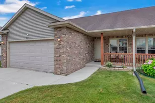 1031 Covington Dr, Sheboygan Falls, WI 53085 - Photo 1