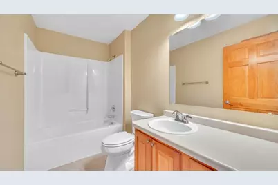 1031  Covington Dr, Sheboygan Falls, WI 53085 - Photo 16