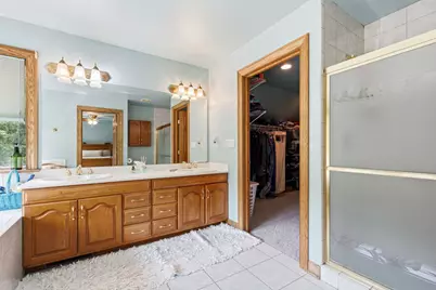 S86W30485  Stonegate Dr, Mukwonago, WI 53149 - Photo 30