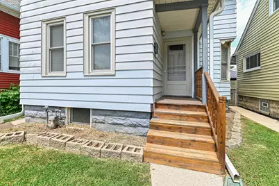 714  Marshall Ave, South Milwaukee, WI 53172 - Photo 2