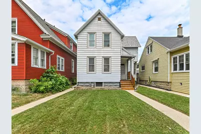 714  Marshall Ave, South Milwaukee, WI 53172 - Photo 1