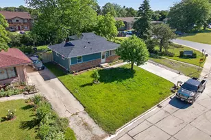 4200 Maryland Ave, Racine, WI 53405 - Photo 4