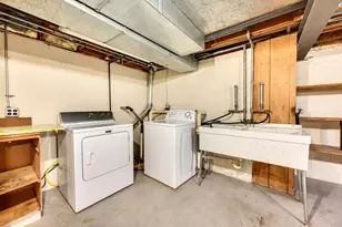 9766 W Tower Ave, Milwaukee, WI 53224 - Photo 16