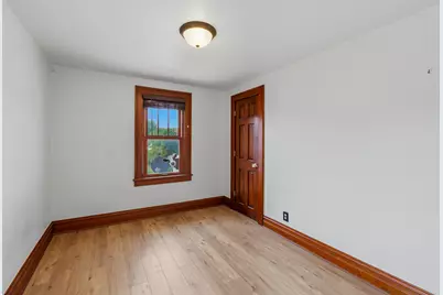 54  14th St, Fond du Lac, WI 54935 - Photo 10