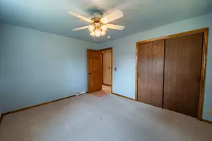 384 Ridge Rd, Juneau, WI 53039 - Photo 30
