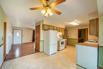 384  Ridge Rd, Juneau, WI 53039 - Photo 38