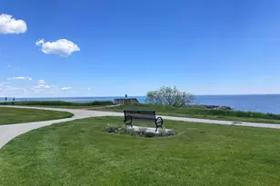 3862 S Lake Dr, Saint Francis, WI 53235 - Photo 40
