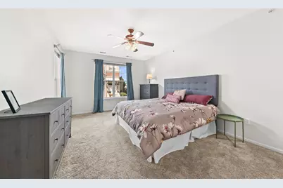 3862 S Lake Dr #105, Saint Francis, WI 53235 - Photo 16
