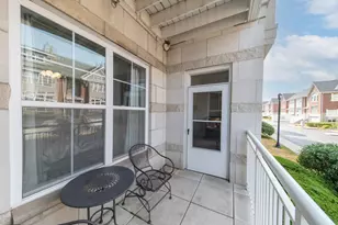 3862 S Lake Dr, Saint Francis, WI 53235 - Photo 24