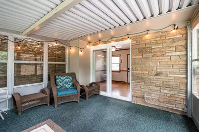 3017 W Franklin Ter, Franklin, WI 53132 - Photo 18