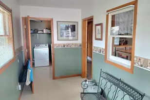 624 E Decker St, Viroqua, WI 54665 - Photo 8