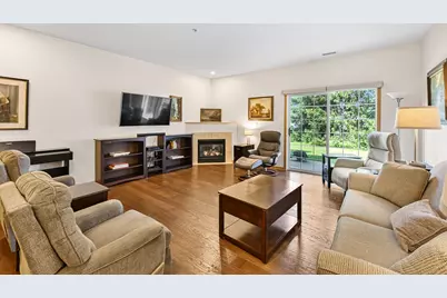 6000 S Buckhorn Ave #112, Cudahy, WI 53110 - Photo 14