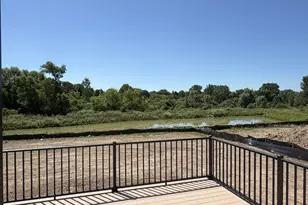 N101W16895 Tanglewood Dr, Germantown, WI 53022 - Photo 16