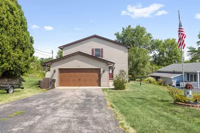 24724  74th St, Paddock Lake, WI 53168 - Photo 2