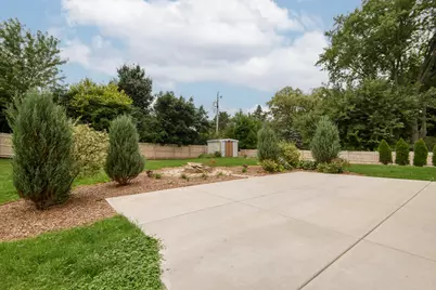 W143N8317  Oxford St, Menomonee Falls, WI 53051 - Photo 38